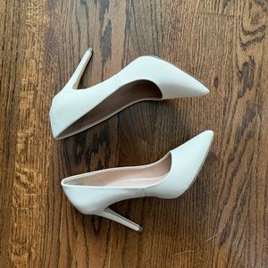 Nude heels size 7